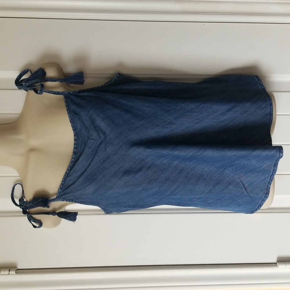 NWT GAP top with ties